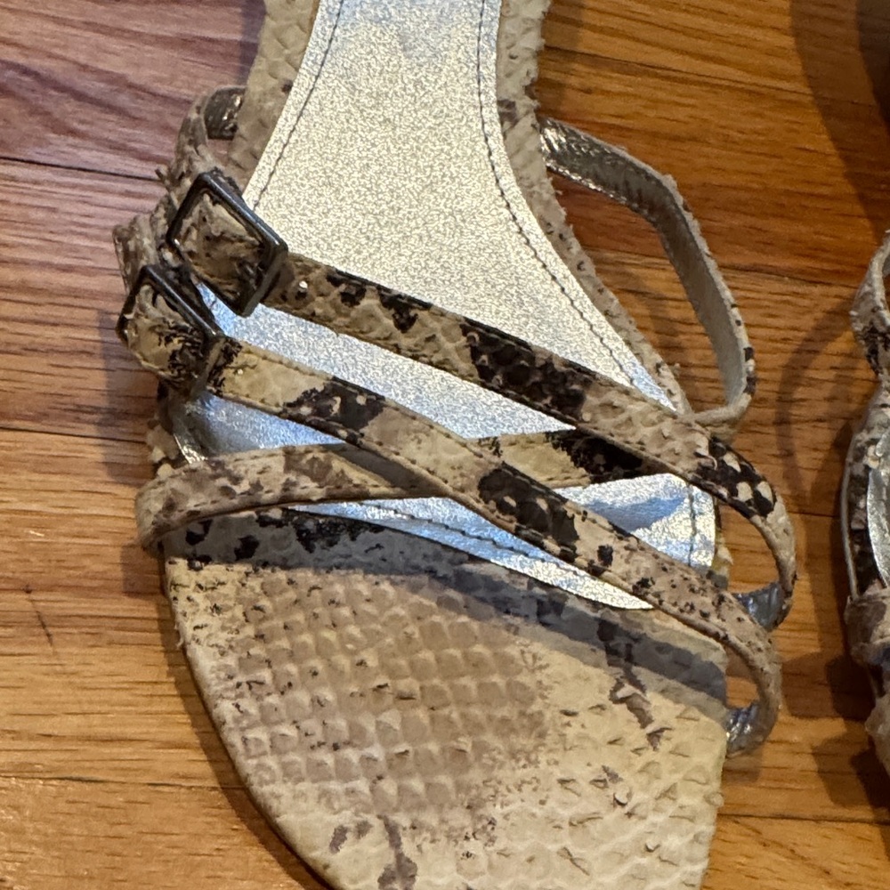 Vera Pelle Snakeskin Pattern Small Heel Strappy Sandals - Size 8.5 - Picture 2 of 7